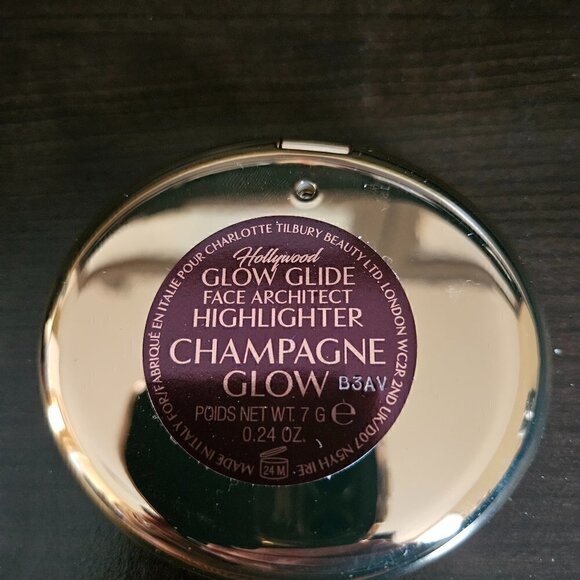 Charlotte Tilbury HOLLYWOOD GLOW GLIDE FACE HIGHLIGHTER IN CHAMPAGNE GLOW (NIB) - Picture 6 of 8